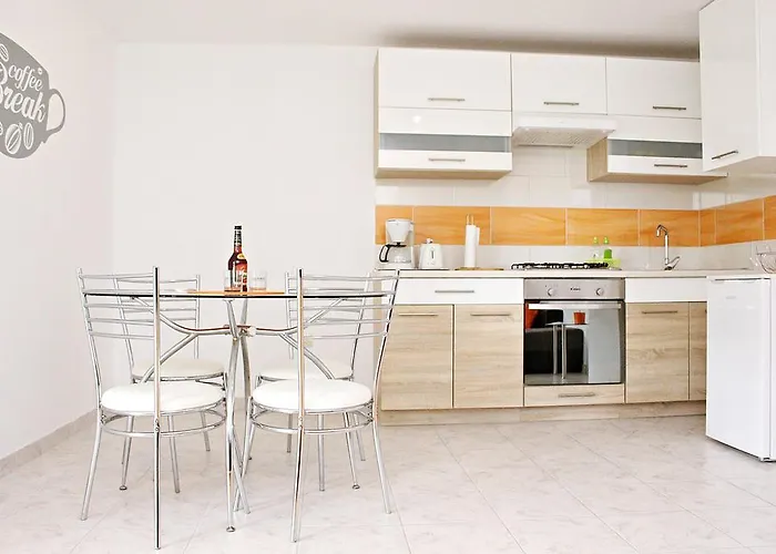 Apartment Ada