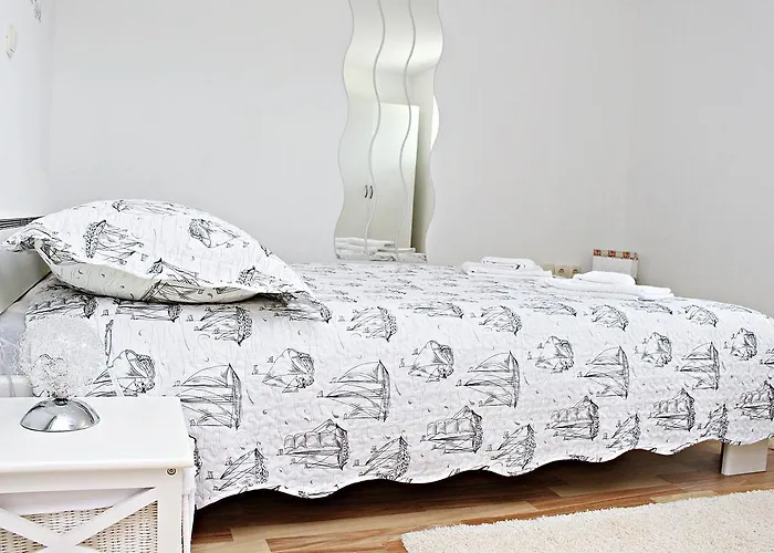 Apartment Ada